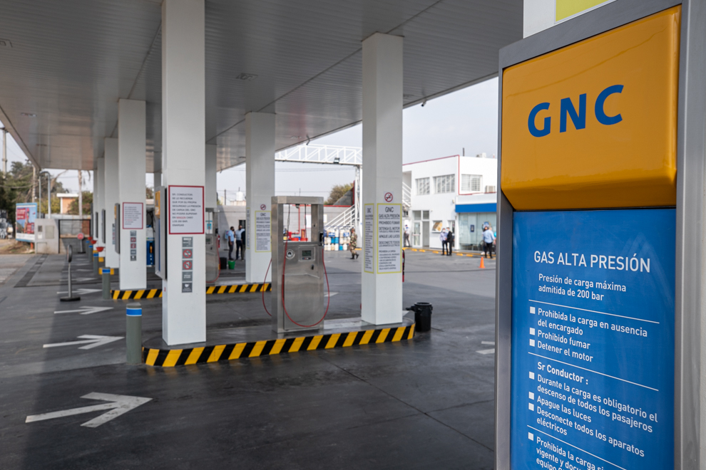 El GNC estabiliza su baja y marca una gran diferencia con la nafta